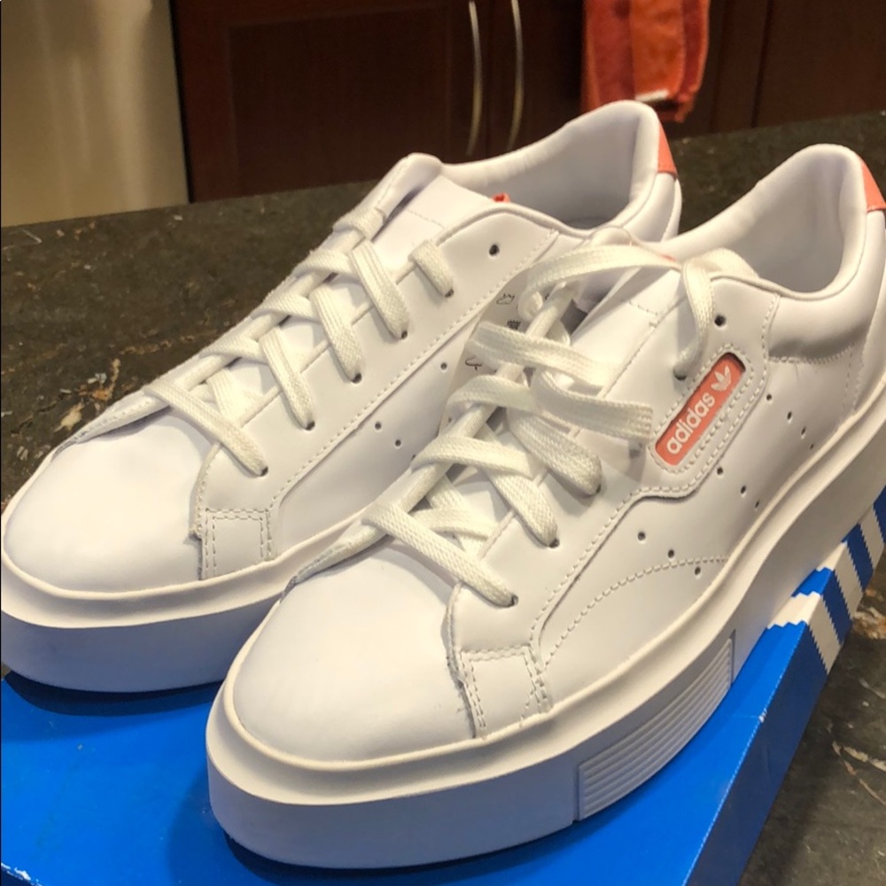 Adidas sleek super original sneakers